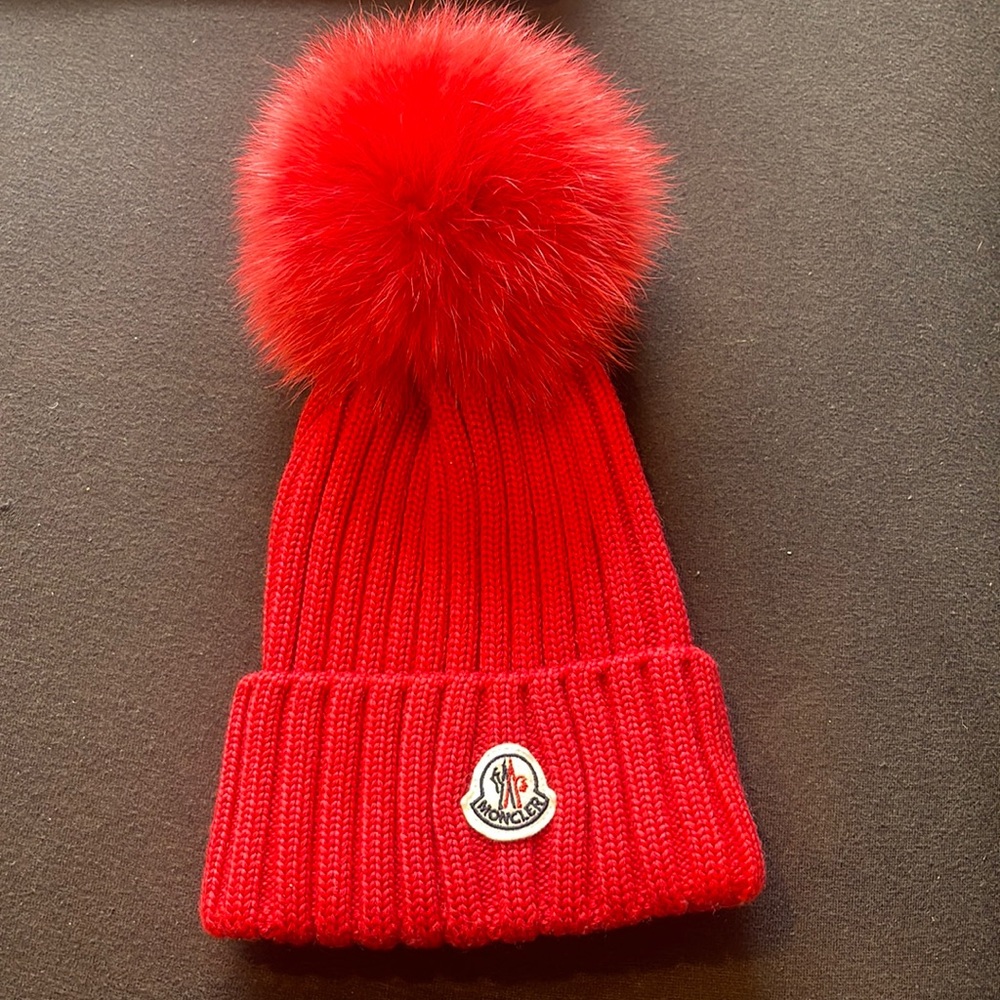 Red authentic moncler hat
